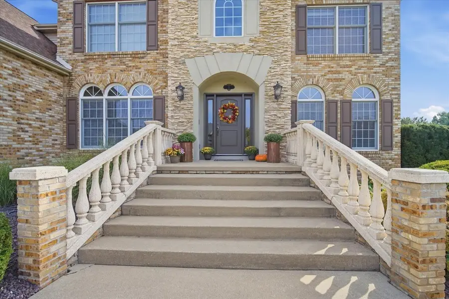 3 Lavender Lane, Bloomington, IL 61704 - #2