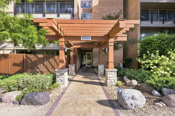 5950 Oakwood Drive #1C, Lisle, IL 60532