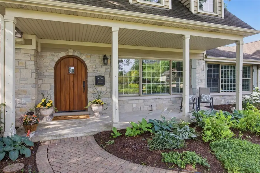 2501 Robincrest Lane, Glenview, IL 60025 - #3