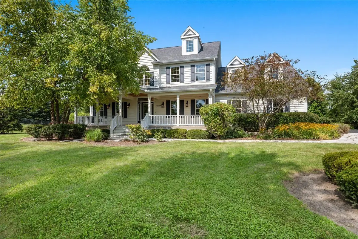 43W834 Morningside Court, Saint Charles, IL 60175 - #1