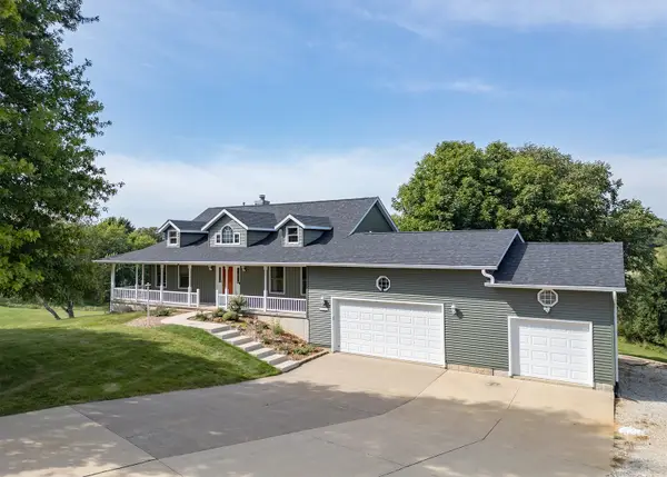 906 Ridgeview Court, Sherrard, IL 61281