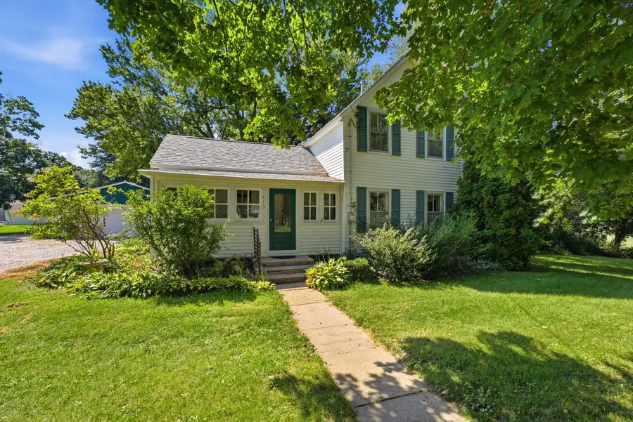 615 Sycamore Street, New Windsor, IL 61465 - #2
