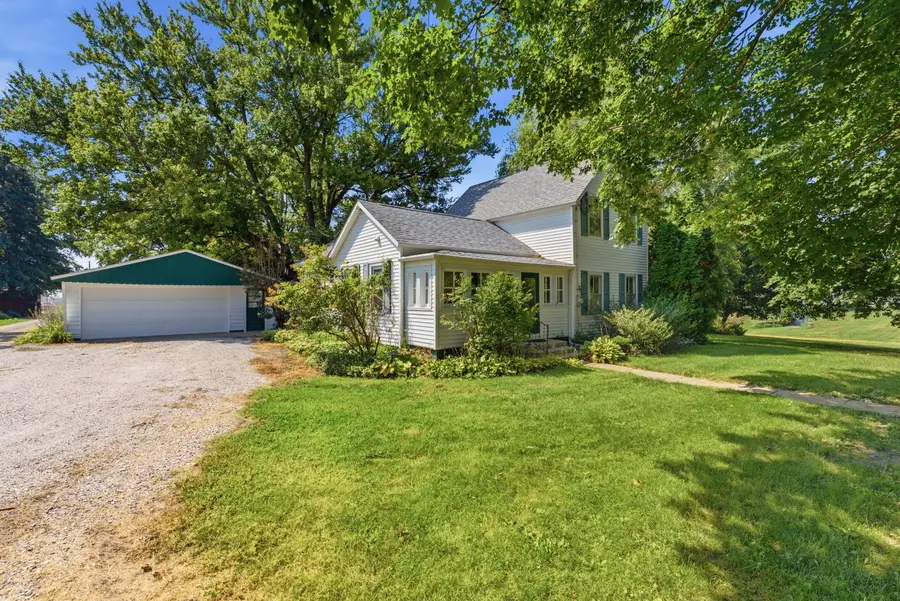 615 Sycamore Street, New Windsor, IL 61465 - #3