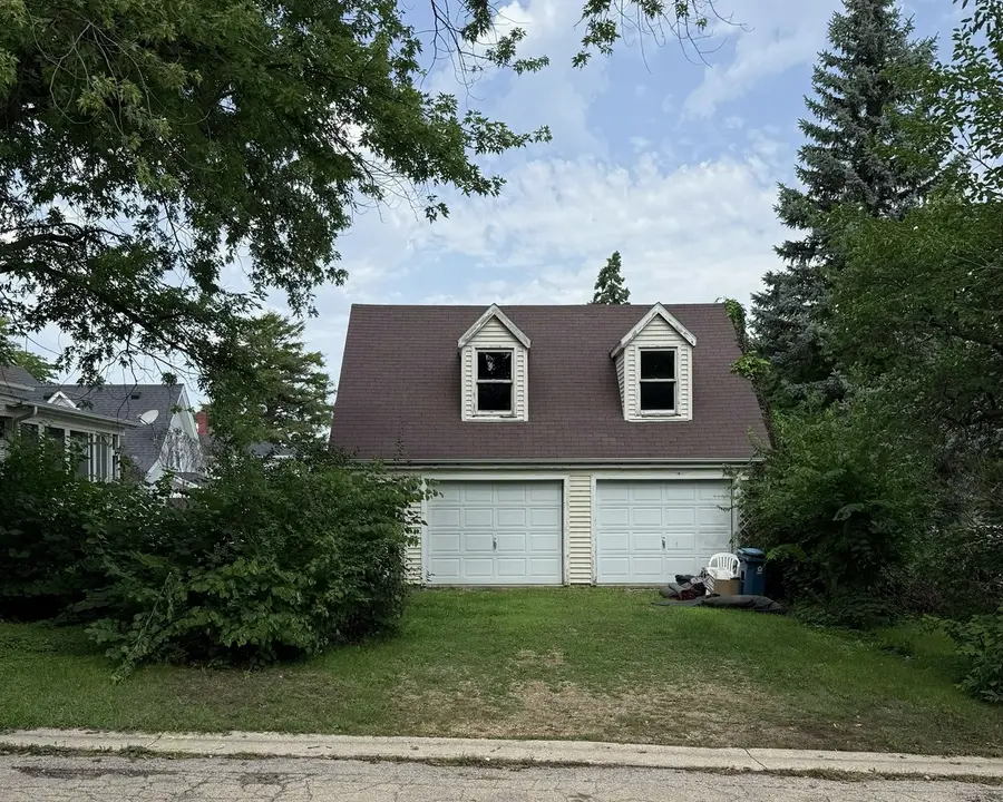 722 S Hennepin Avenue, Dixon, IL 61021 - #3