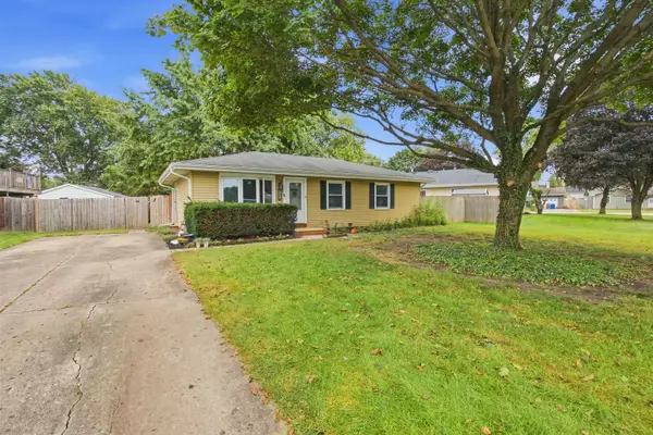 103 Mary Street, Oswego, IL 60543