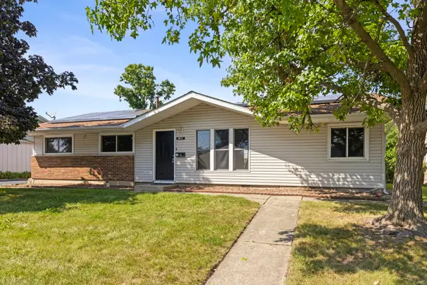 52 Beacon Avenue, Romeoville, IL 60446