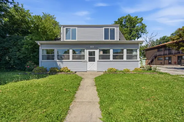 10730 S Ridgeland Street, Worth, IL 60482