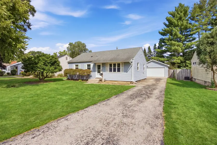 105 N Western Avenue, Aurora, IL 60506 - #3