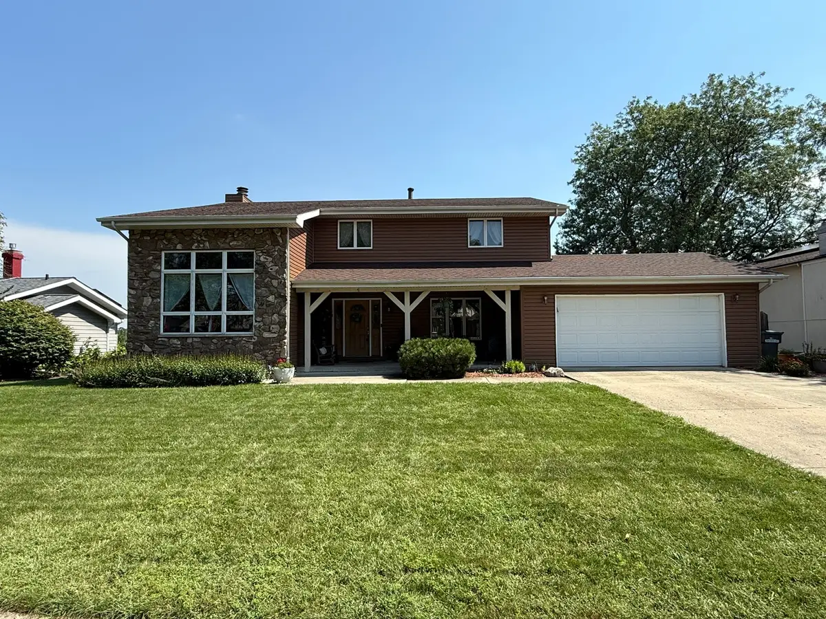 408 S Brookshore Drive, Shorewood, IL 60404 - #1