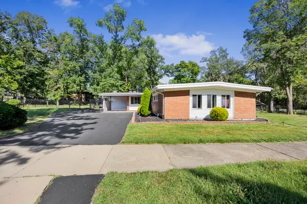 52 Blackhawk Drive, Park Forest, IL 60466