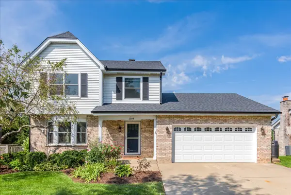 1304 Klein Avenue, Downers Grove, IL 60516