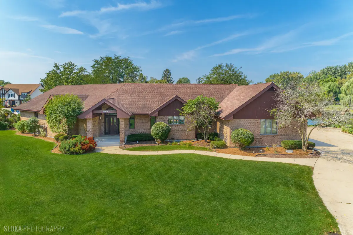 22W569 Glen Court, Medinah, IL 60157 - #1