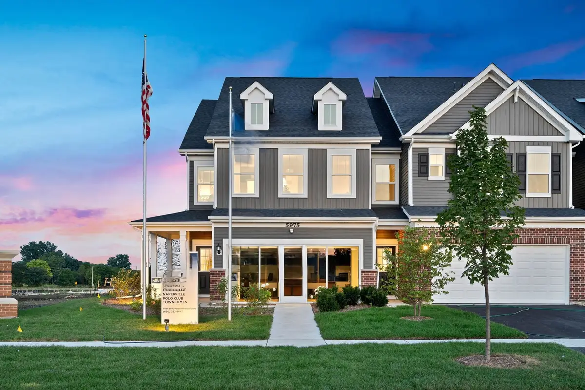 2306 Horseshoe Circle #08903, Naperville, IL 60564 - #1
