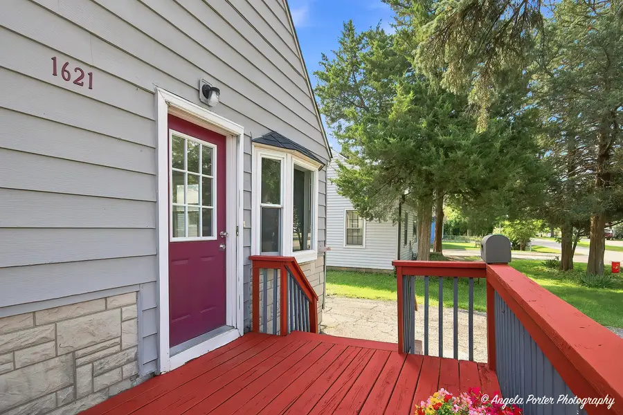 1621 Round Lake Drive, Round Lake Beach, IL 60073 - #3