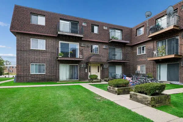 9364 Golf Road #2B, Des Plaines, IL 60016