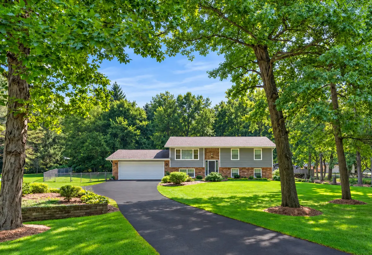 5N597 Weber Drive, Saint Charles, IL 60174 - #1