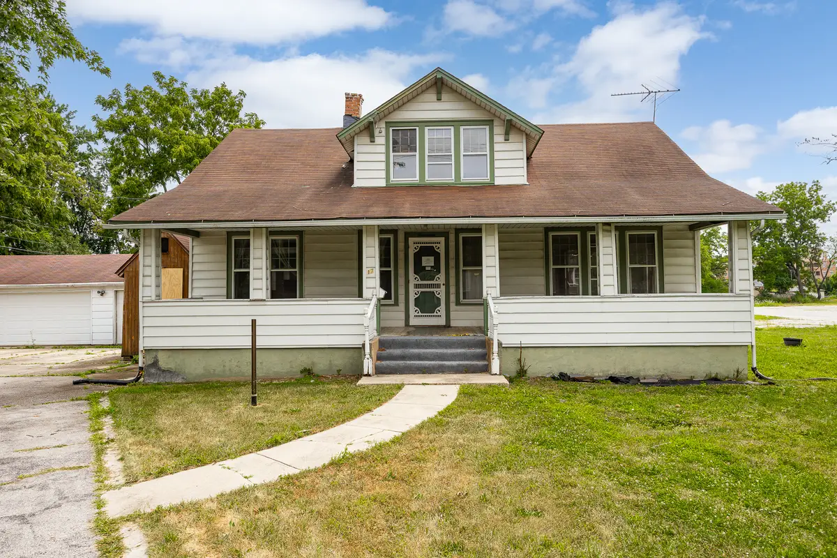 17 S Wabash Avenue, Glenwood, IL 60425 - #1