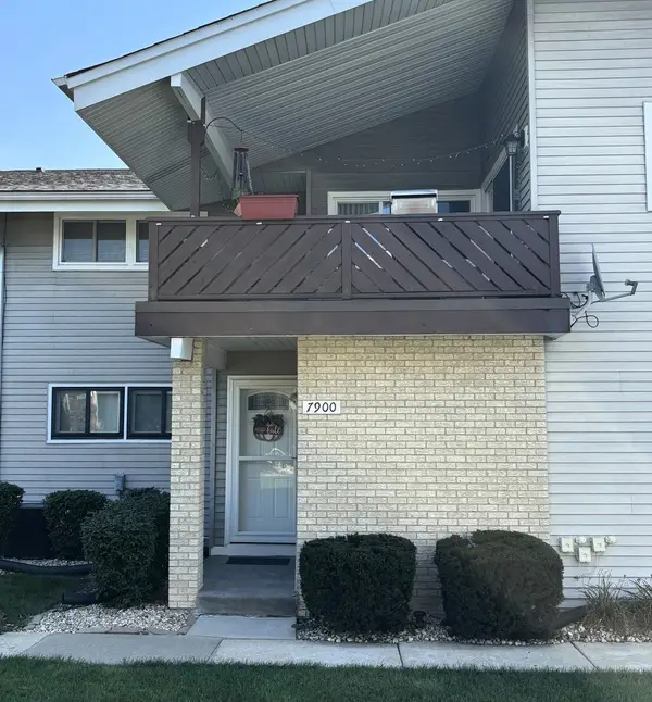 7900 164th Court #264, Tinley Park, IL 60477