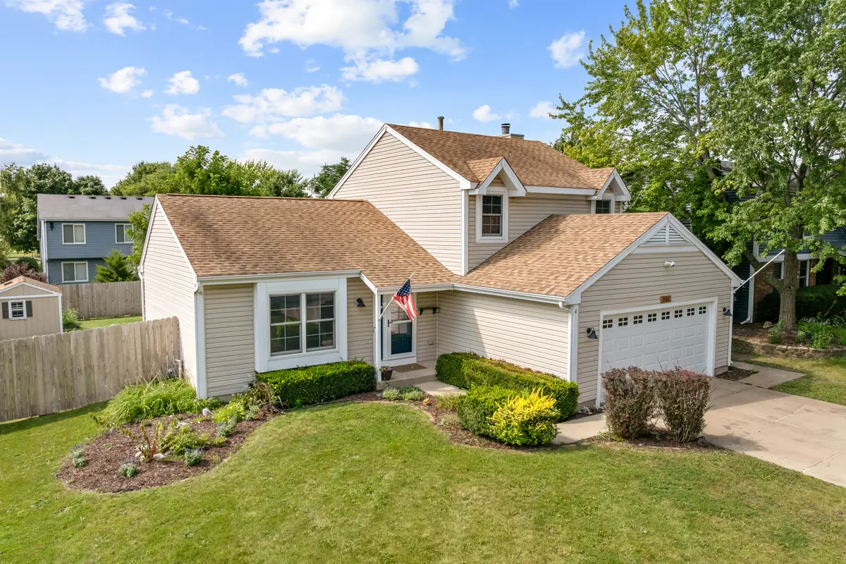 1102 Amberwood Drive, Crystal Lake, IL 60014 - #1