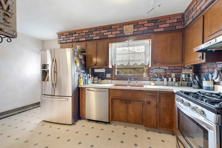 423 S. 14th Street, Saint Charles, IL 60174 - #3