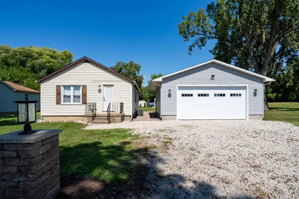 327 E John Street, Forrest, IL 61741