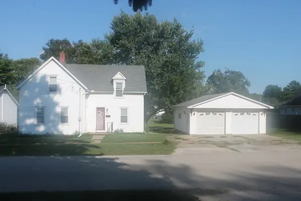 306 N Holmes Street, Cambridge, IL 61238