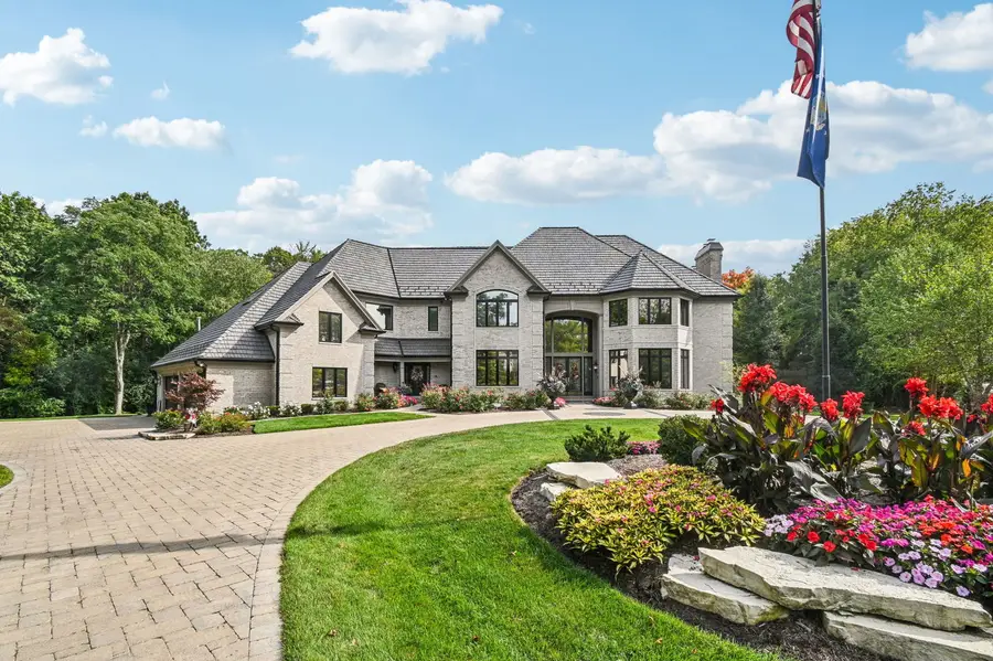 3001 Glen Eagles Court, Saint Charles, IL 60174 - #2