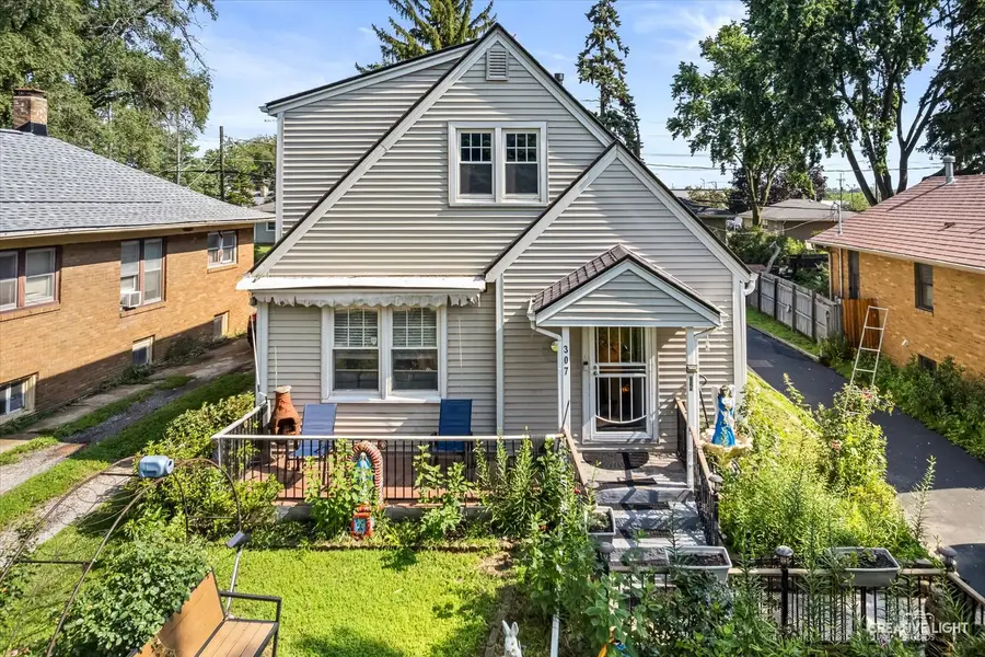 307 Lakelawn Boulevard, Aurora, IL 60506 - #3