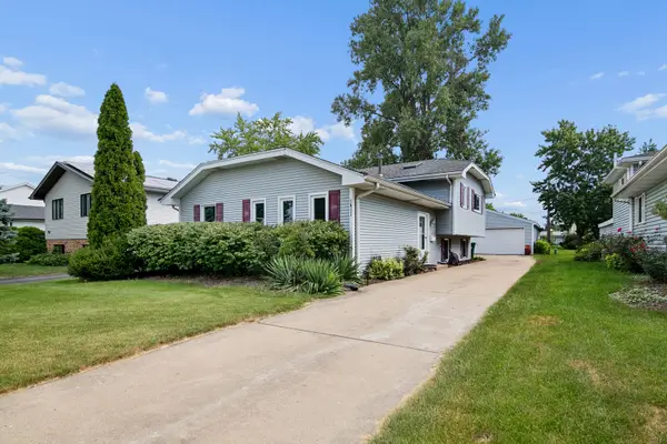 1011 Florence Street, Lemont, IL 60439