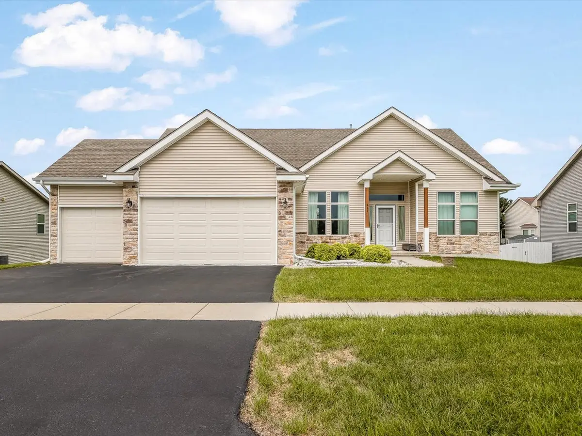 411 Hughes Parkway, Poplar Grove, IL 61065 - #1
