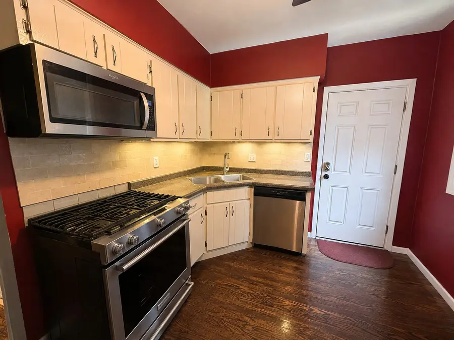 925 W Addison Street #2C, Chicago, IL 60613 - #2