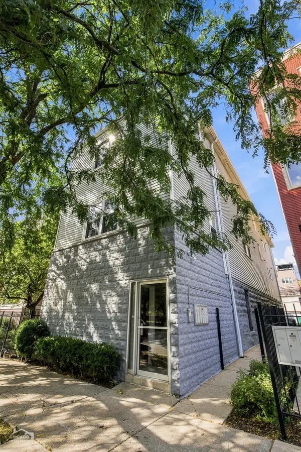 1640 W Diversey Avenue #6, Chicago, IL 60614