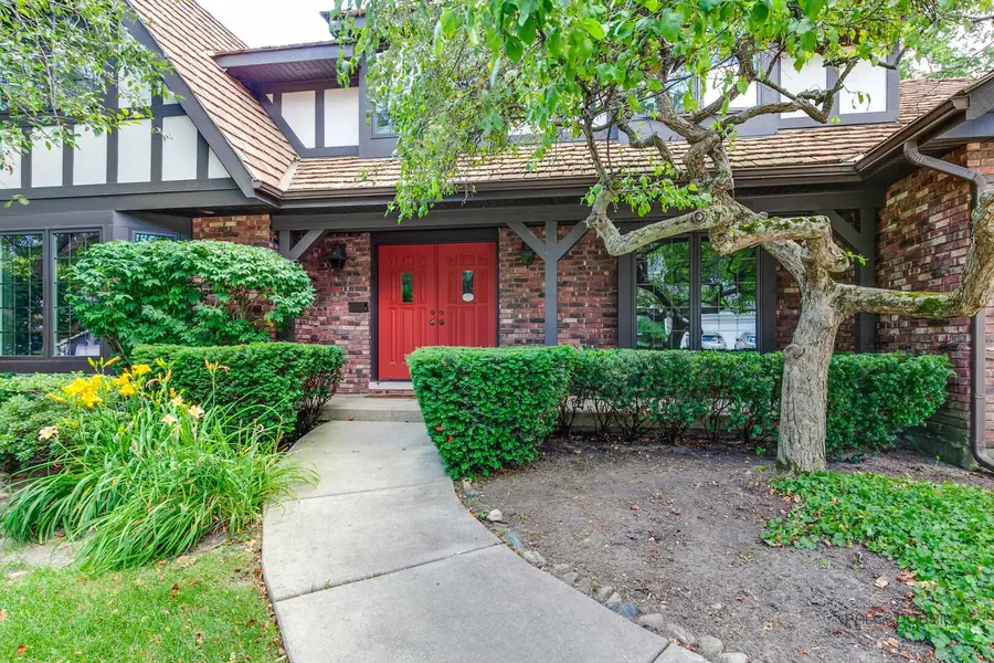 625 Mullady Parkway, Libertyville, IL 60048 - #2