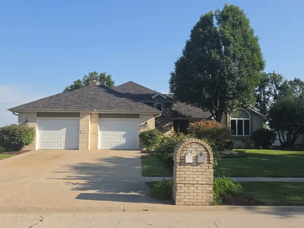 1223 Wales Court, Shorewood, IL 60404