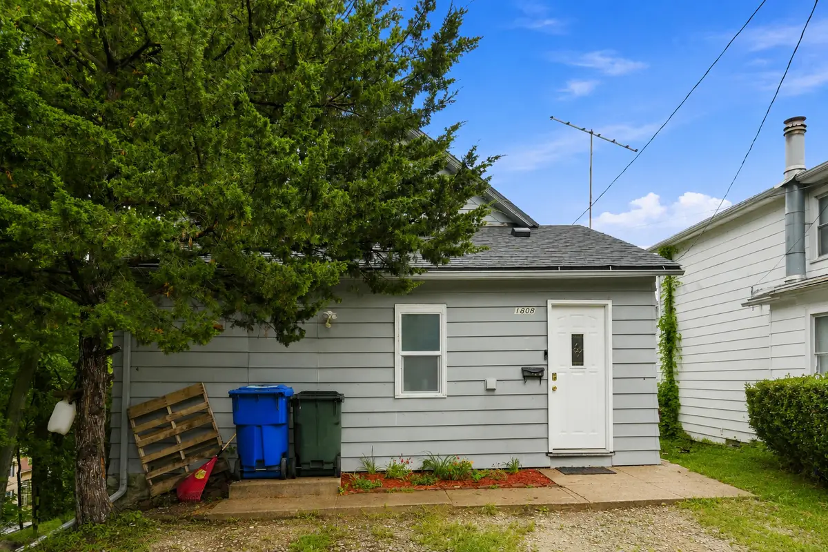 1808 E 12th Street, Davenport, IA 52803 - #1
