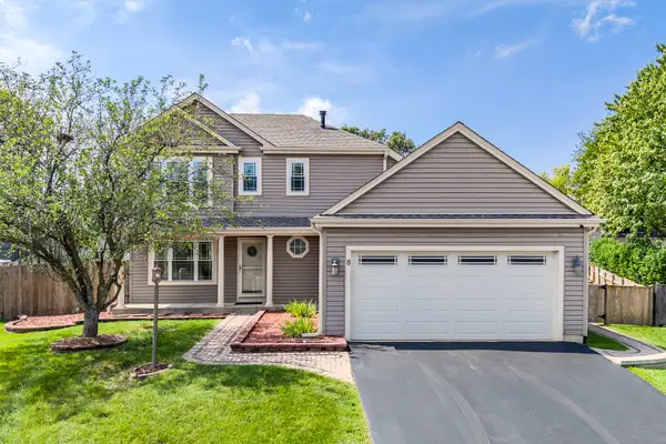 8 Arthur Court, Streamwood, IL 60107