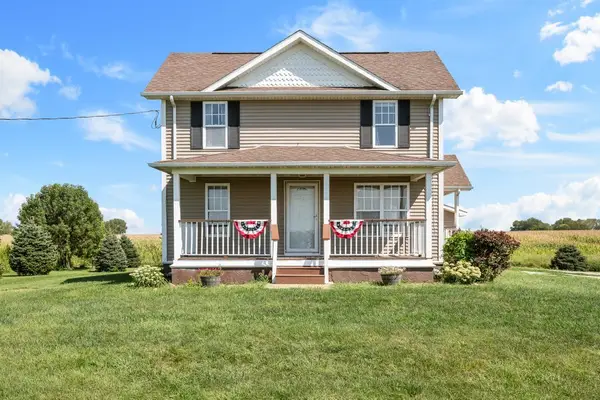 19322 675 East Street, Sheffield, IL 61361