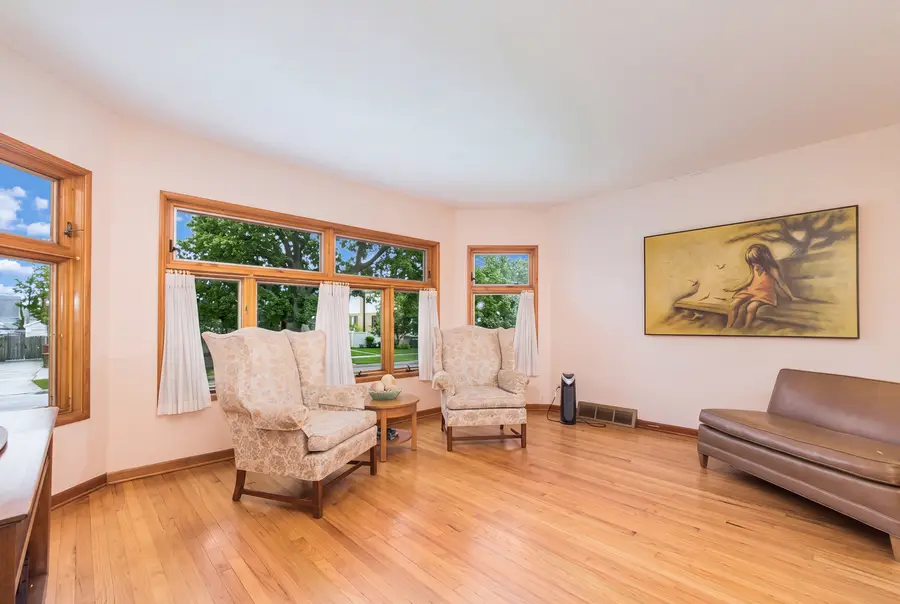 6716 N Octavia Avenue, Chicago, IL 60631 - #3