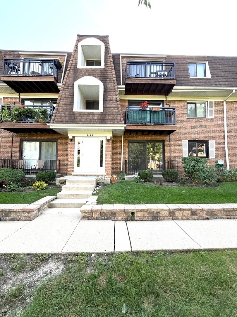 4144 Cove Lane #D, Glenview, IL 60025 - #1