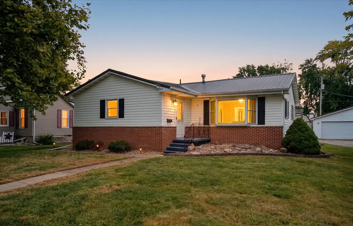 220 S State Street, Gibson City, IL 60936 - #1