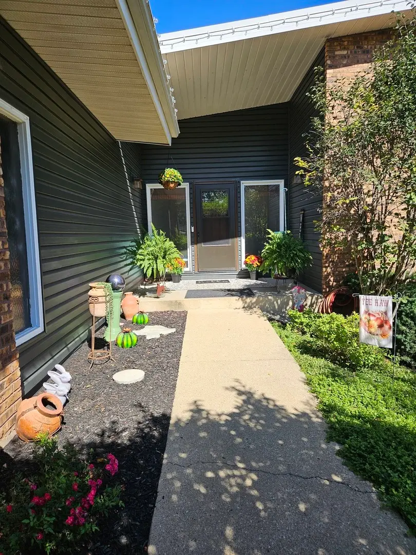 1402 Appaloosa Trail, McHenry, IL 60051 - #2