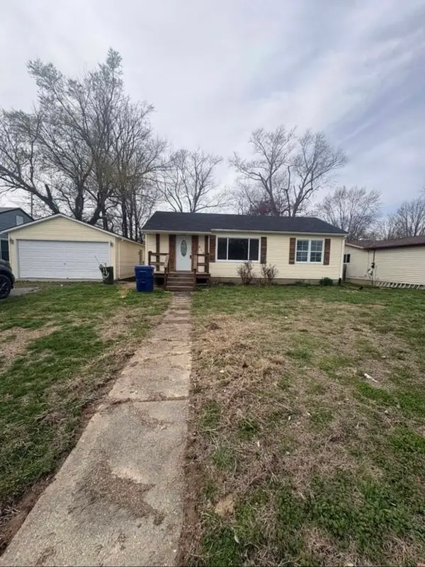 818 S Church Street, Carmi, IL 62821