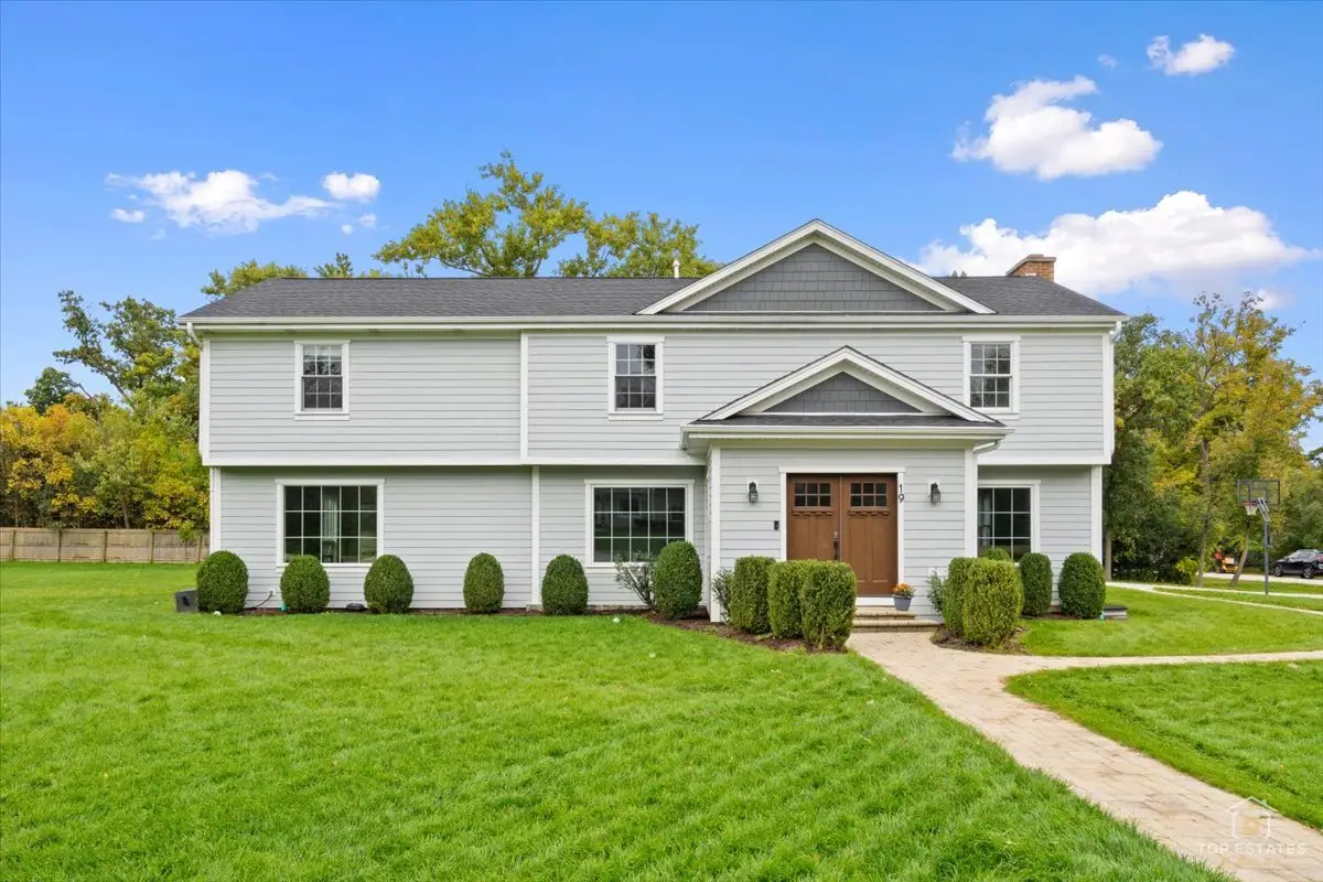 19 Big Oak Lane, Riverwoods, IL 60015 - #1