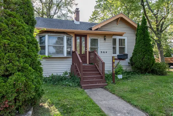 964 N Lewis Avenue, Waukegan, IL 60085
