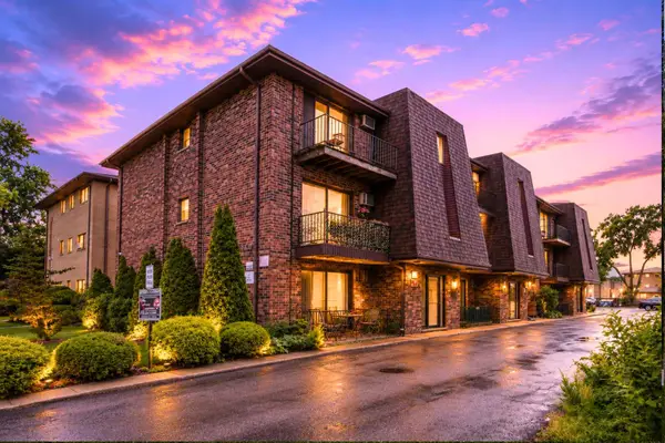 9812 Sayre Avenue #3E, Chicago Ridge, IL 60415