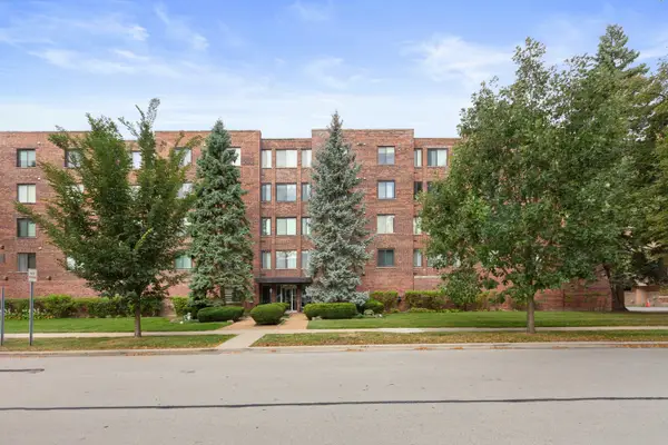 110 S Dunton Avenue #2F, Arlington Heights, IL 60005