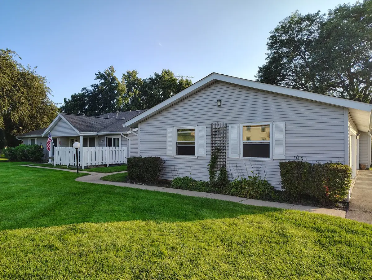 5205 Woodmar Court #C, McHenry, IL 60050 - #1