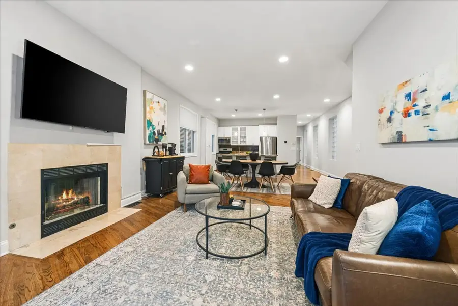 1021 N Winchester Avenue #1, Chicago, IL 60622 - #2