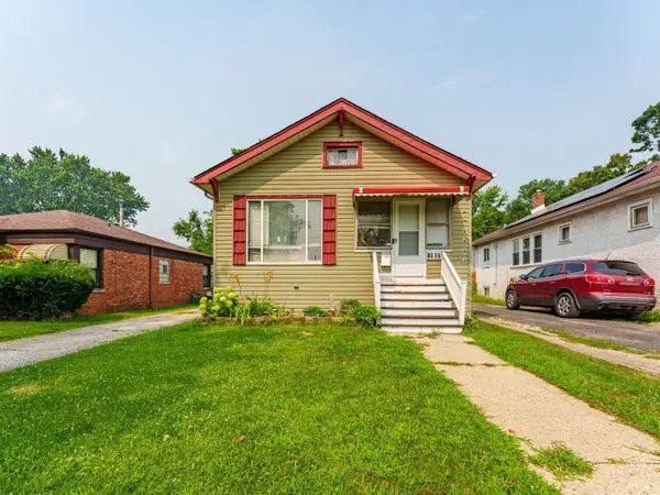 1922 S 18th Avenue, Maywood, IL 60153