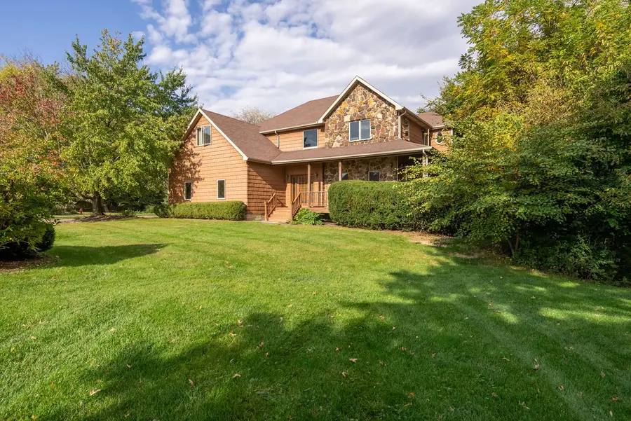 1205 Lakeview Drive, Port Byron, IL 61275 - #2